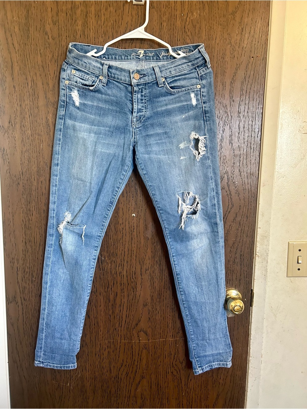 7 For All Mankind Light Blue Distressed Skinny Jeans A21
